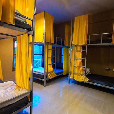 Whoopers Hostel Bir Zewnętrze zdjęcie